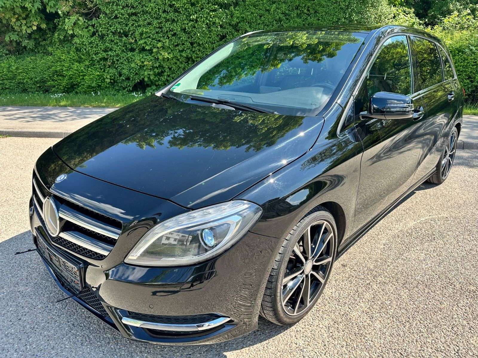 Second hand Mercedes Benz B-Class 