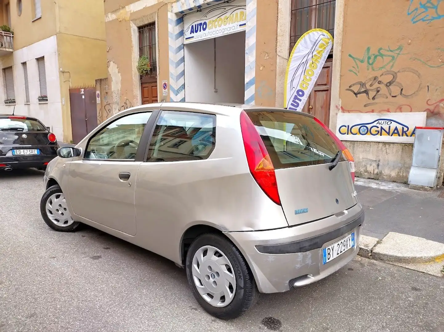 Fiat Punto 1.2 16v ELX SOLO 53.000 km !! Gümüş rengi - 2