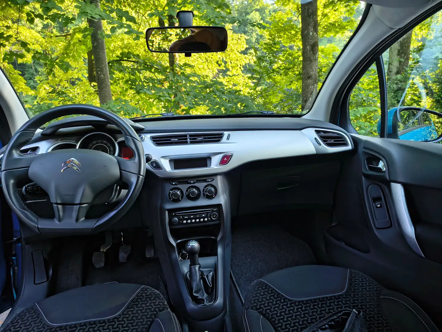 Citroen C3 C3 1,4 HDi Comfort Airdream DPF Comfort Airdream Blau - 2