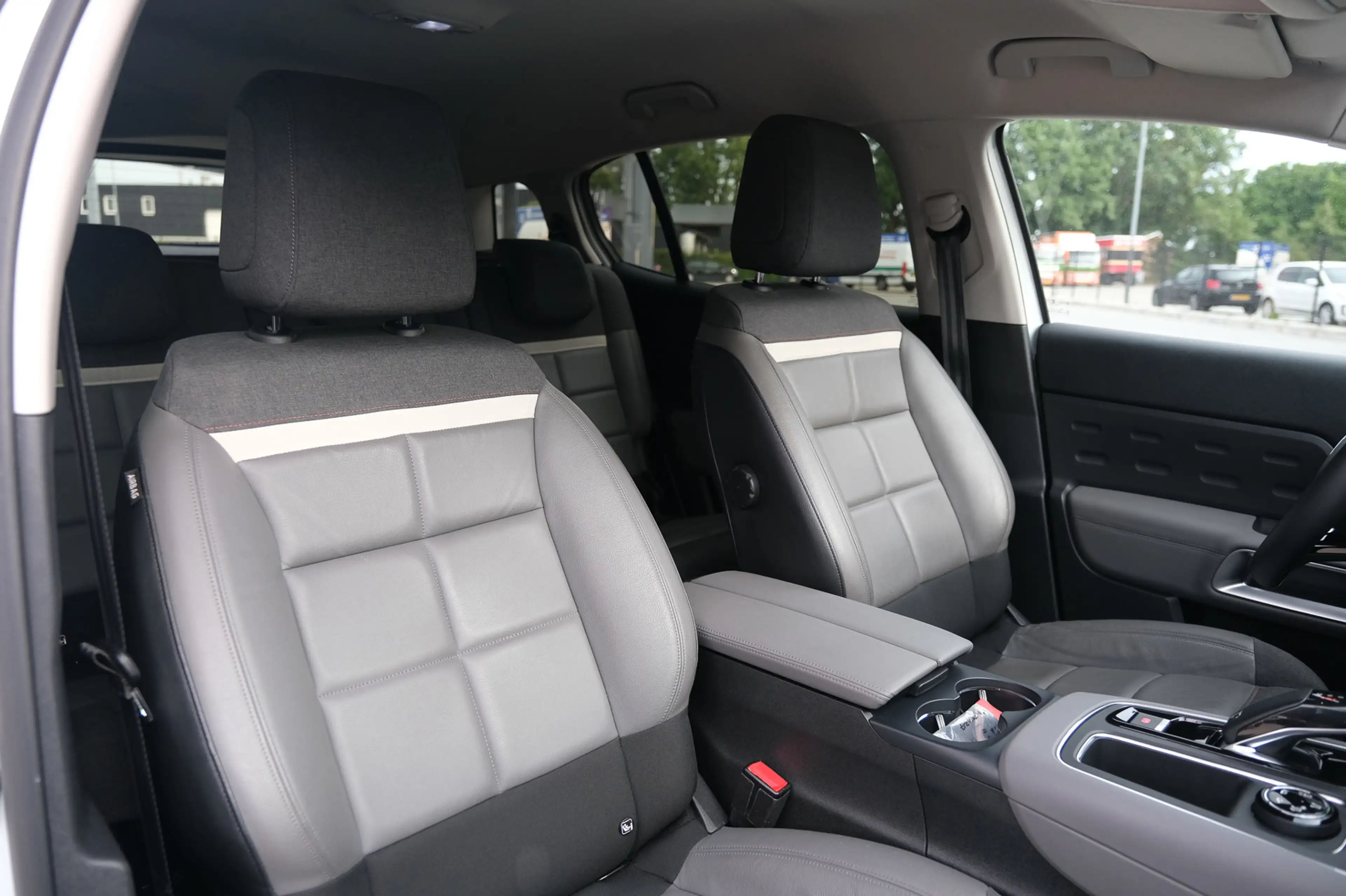 Citroen C5 Aircross 1.6 PureTech Feel — photo 35
