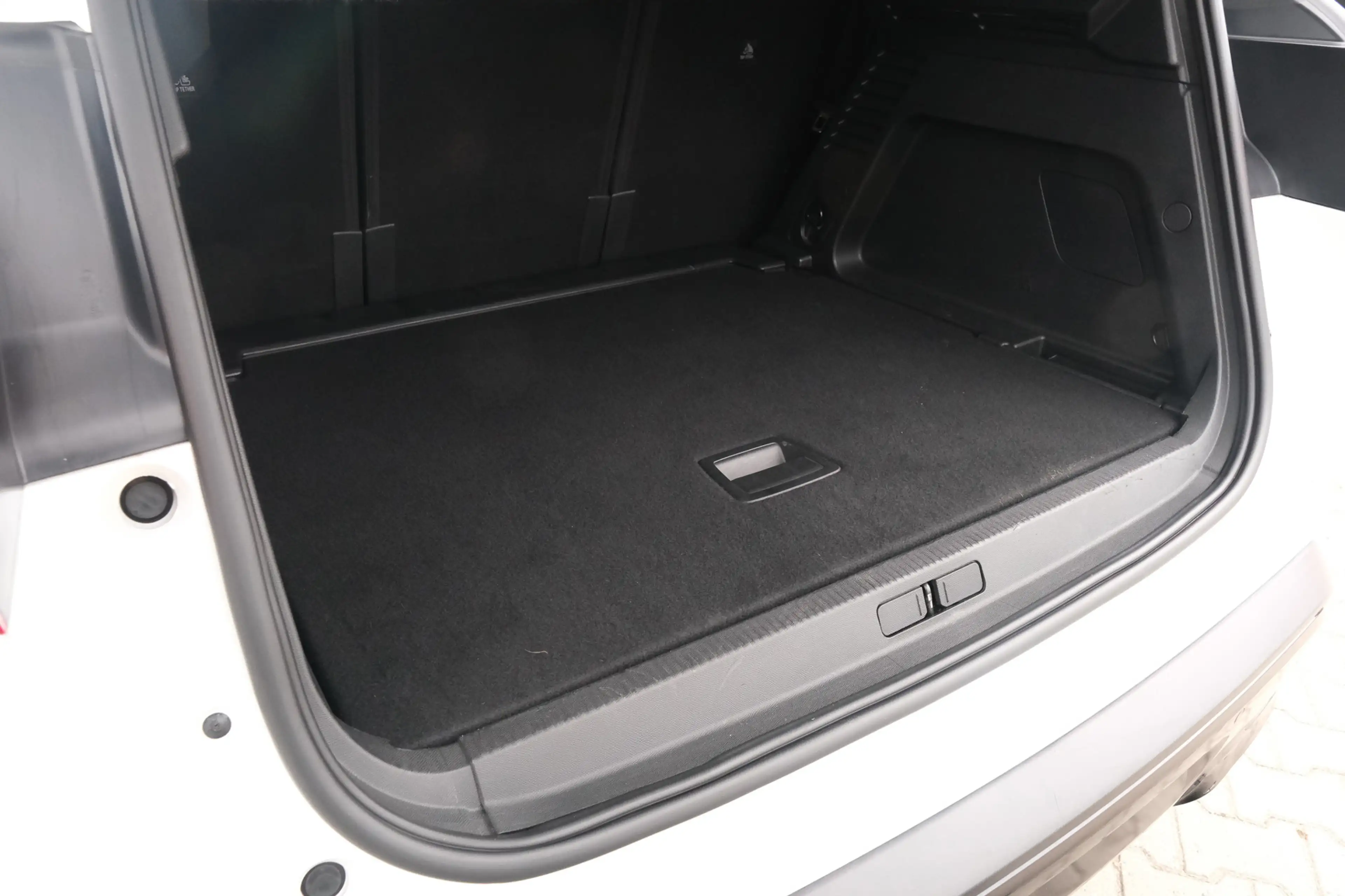 Citroen C5 Aircross 1.6 PureTech Feel — photo 40