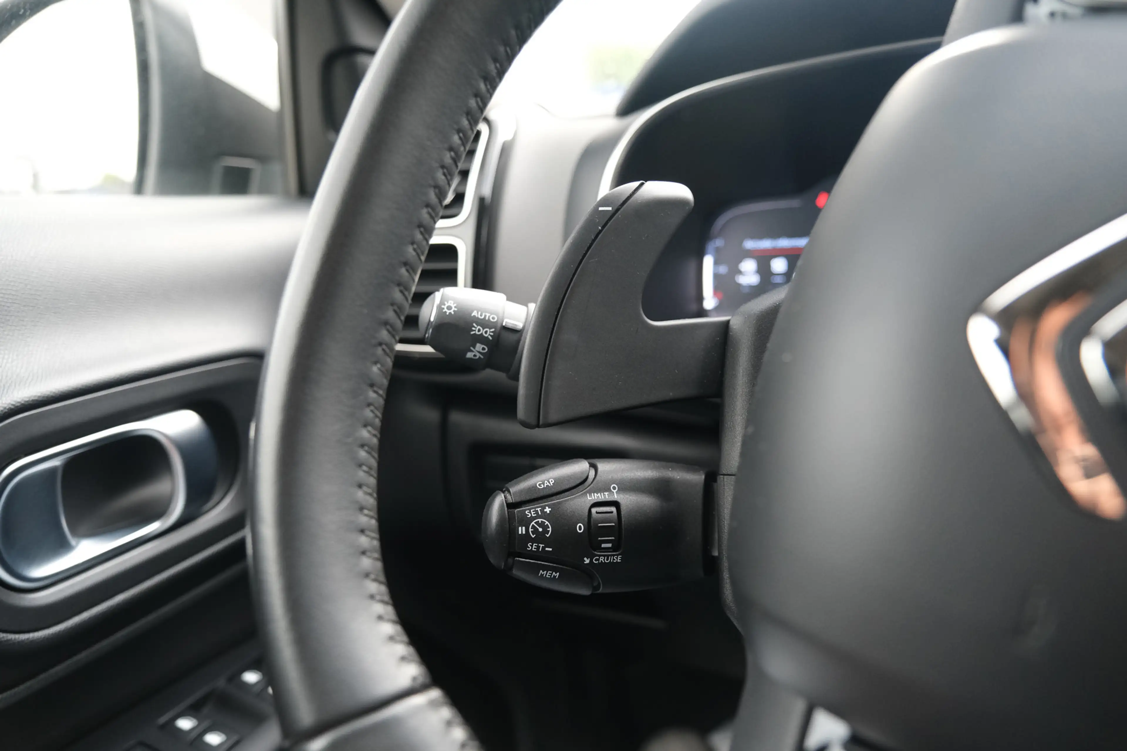 Citroen C5 Aircross 1.6 PureTech Feel — photo 21
