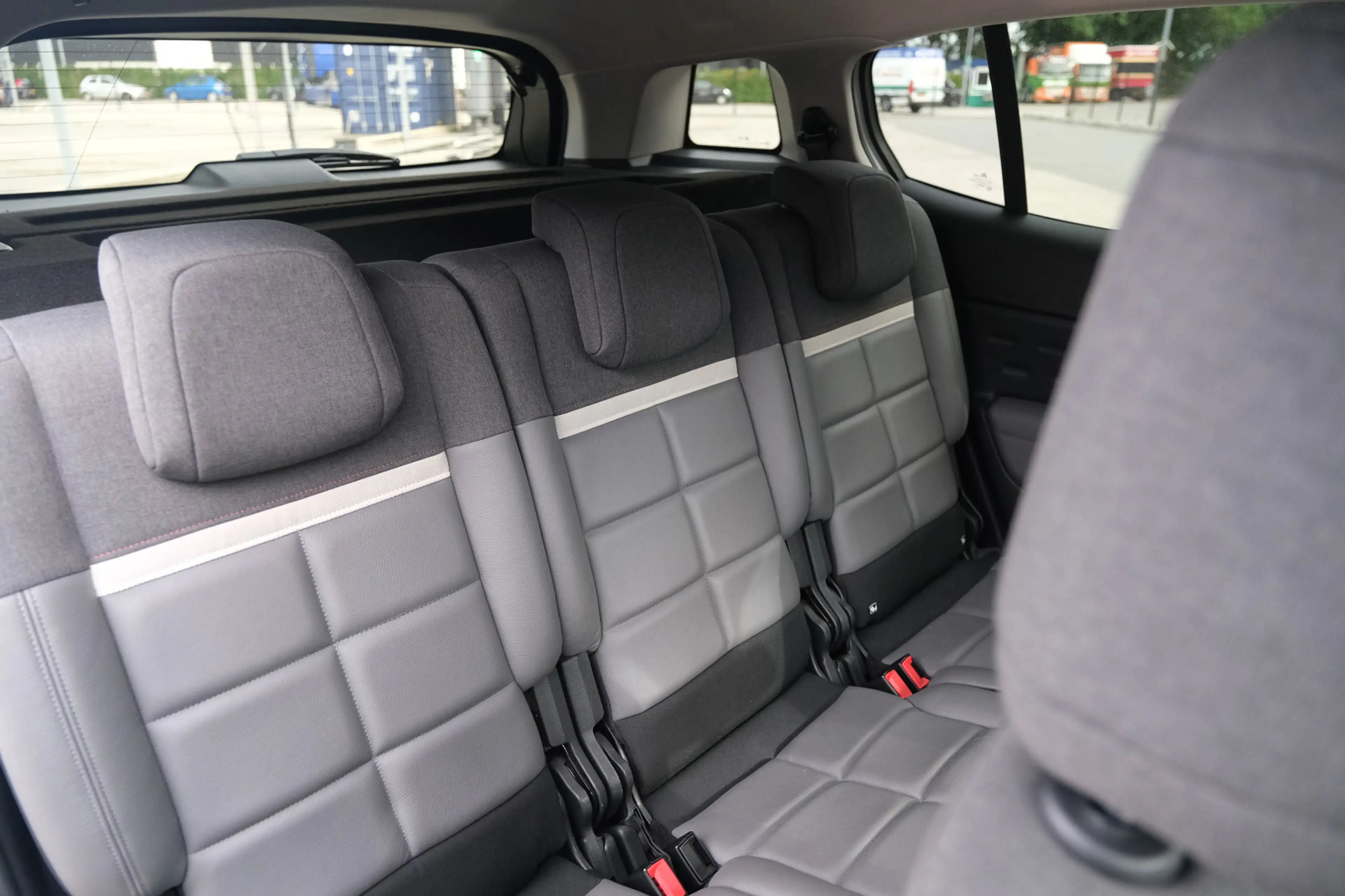 Citroen C5 Aircross 1.6 PureTech Feel — photo 38