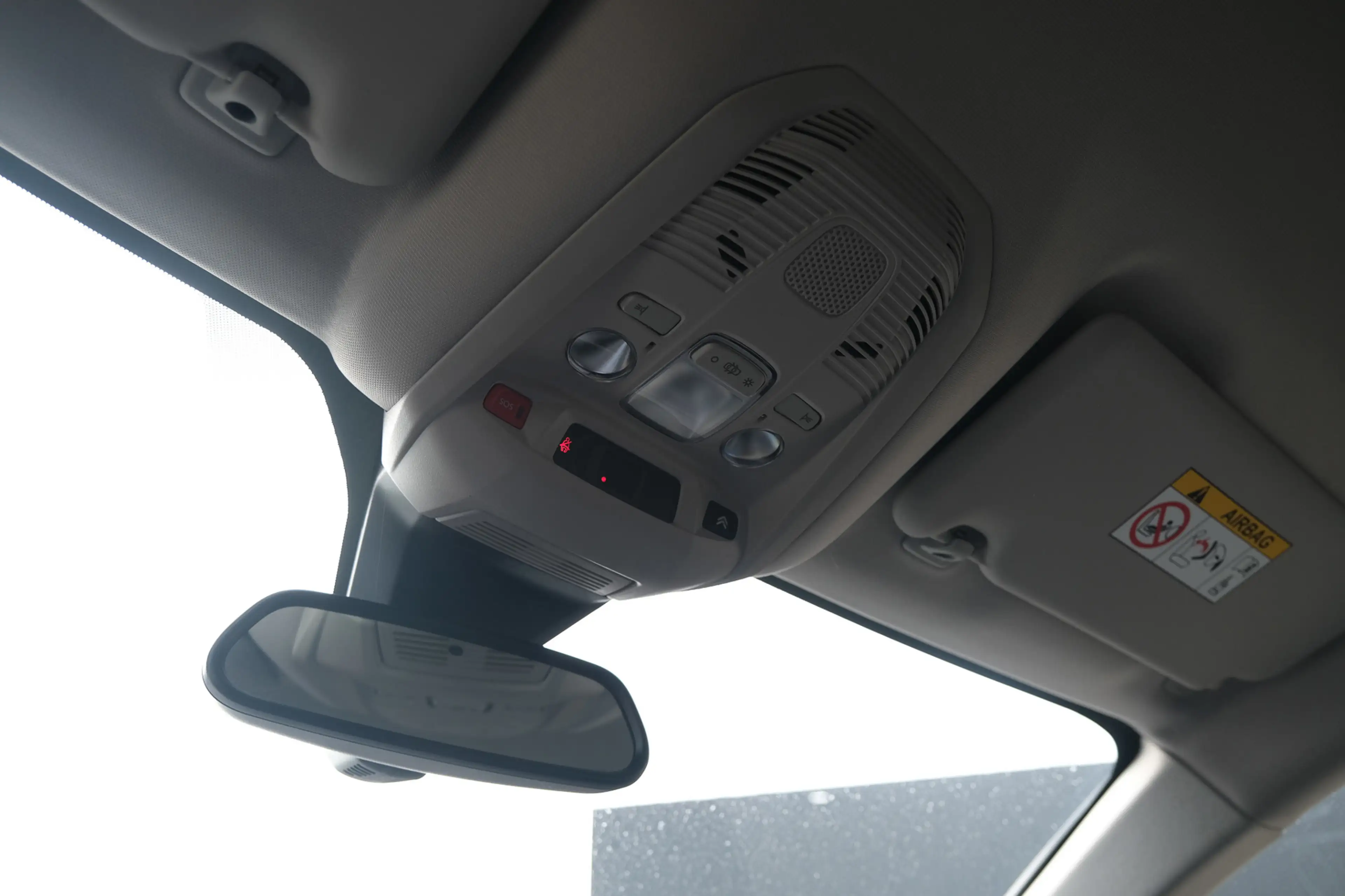Citroen C5 Aircross 1.6 PureTech Feel — photo 26