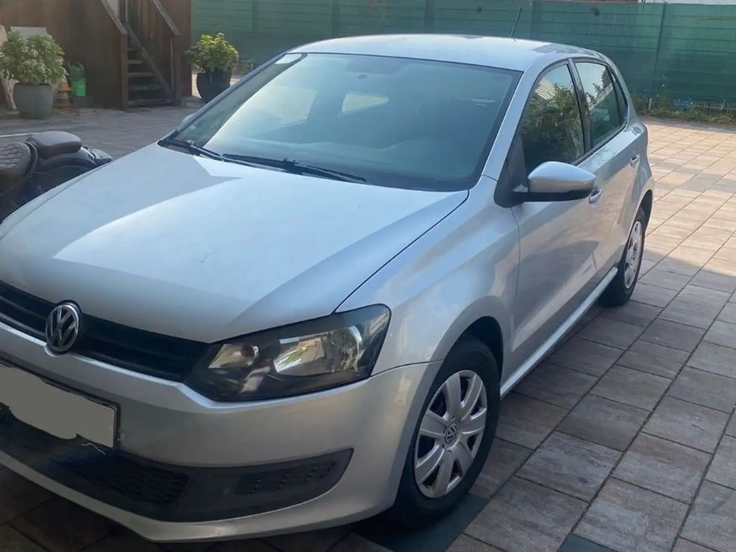 Volkswagen Polo 1.4 Comfortline Silber - 2