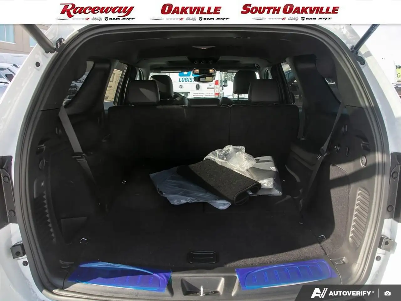 Dodge Durango снимка Dodge Durango