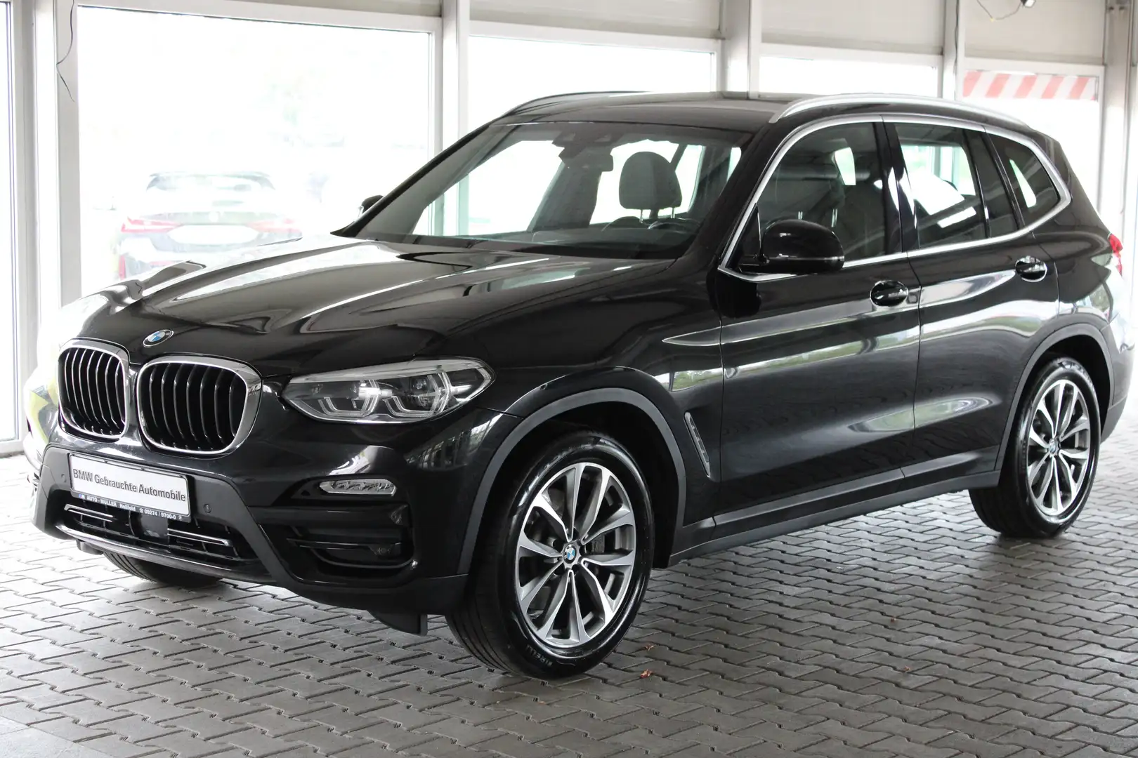 BMW X3 xDrive30d (2 Advantage Head-Up DAB LED Shz Schwarz - 2