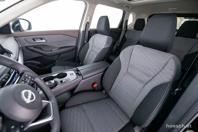 Nissan X-Trail view 14