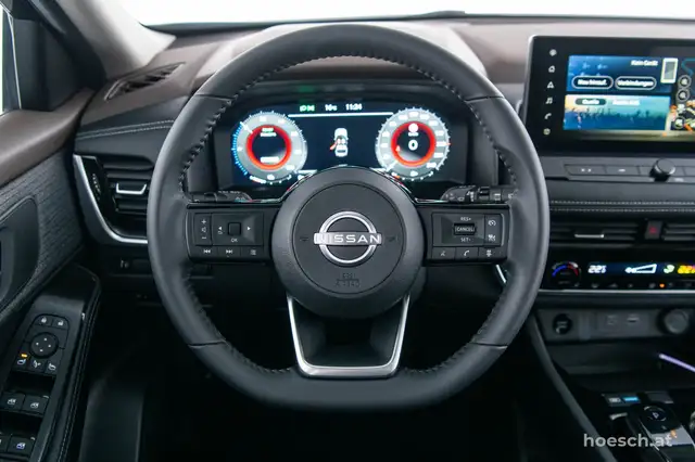 Nissan X-Trail view 6