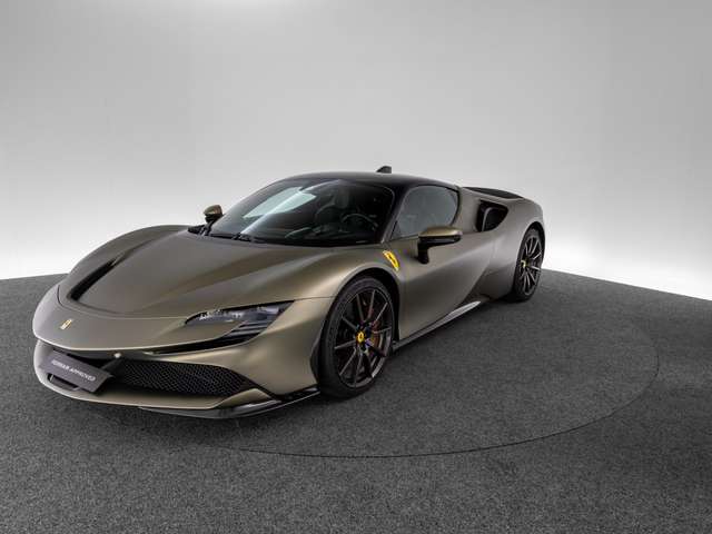 Imagine Ferrari SF90 Stradale ASSETTO FIORANO FERRARI SINGEN