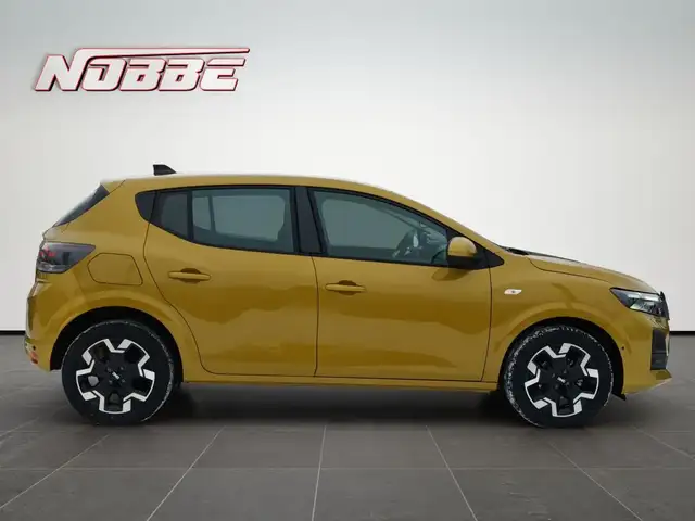 Dacia Sandero view 6