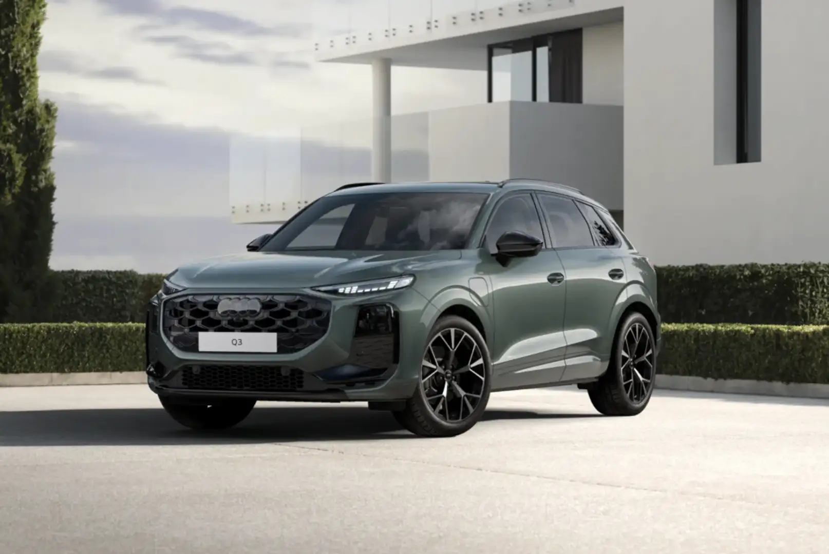 Audi Q3 e-hybrid Black Line S tronic 200kW Verde - 1