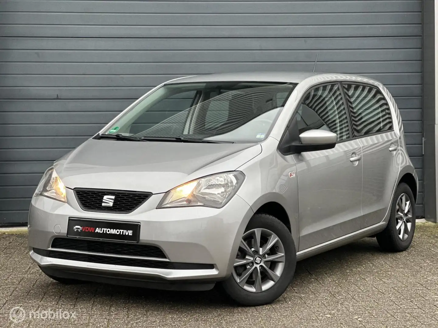 SEAT Mii 1.0 Intense | Airco |Dealer onderhouden | Gris - 1