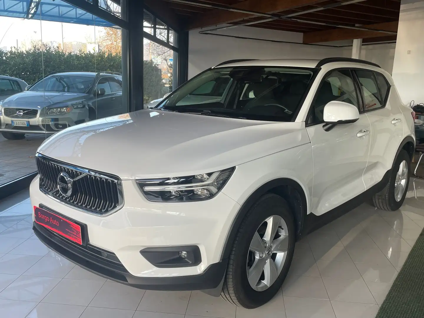 Volvo XC40 XC40 2.0 d3 Business geartronic White - 1
