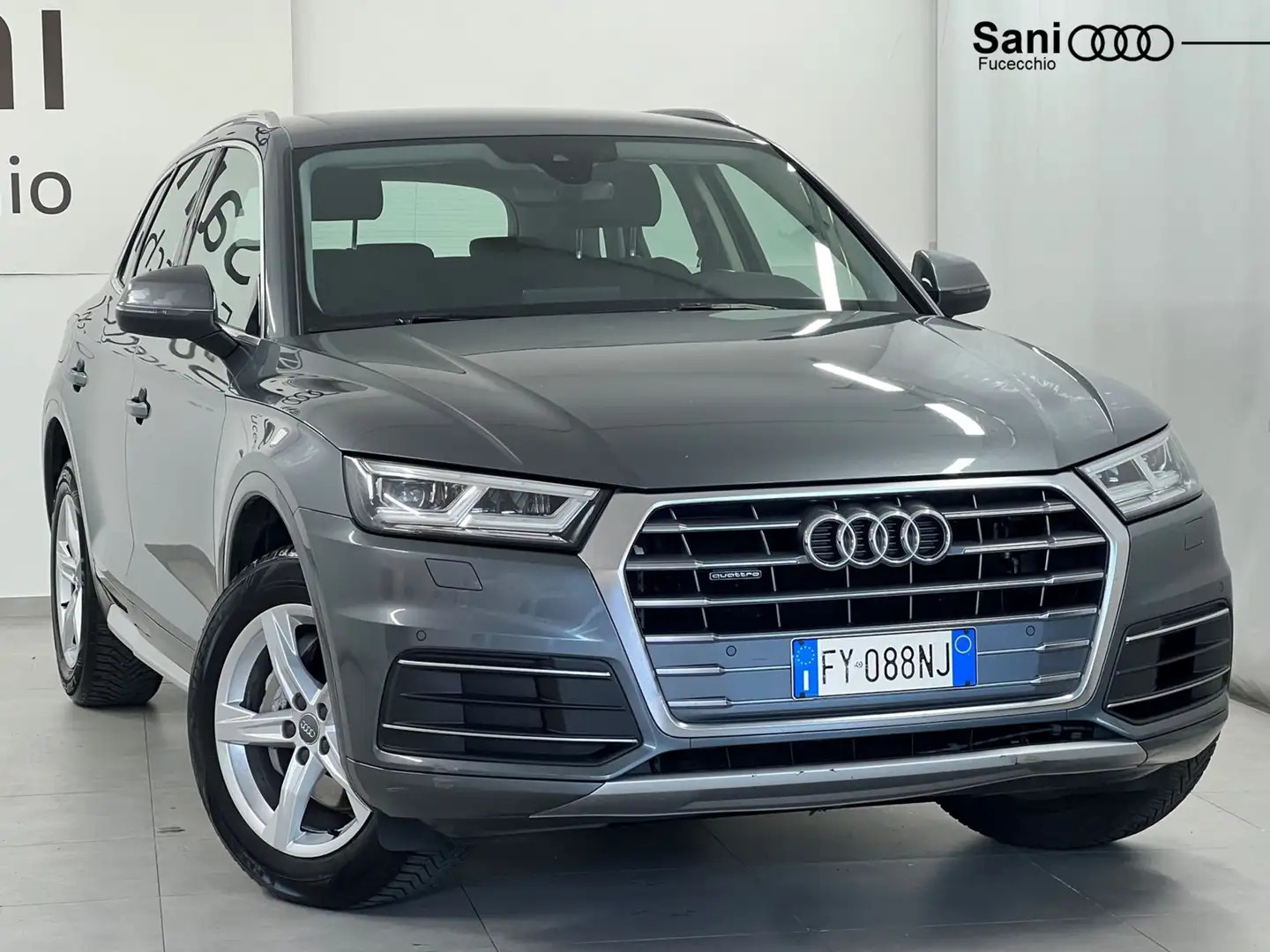 Audi Q5 Q5 40 2.0 tdi Business Sport quattro 190cv s-tron Gris - 1