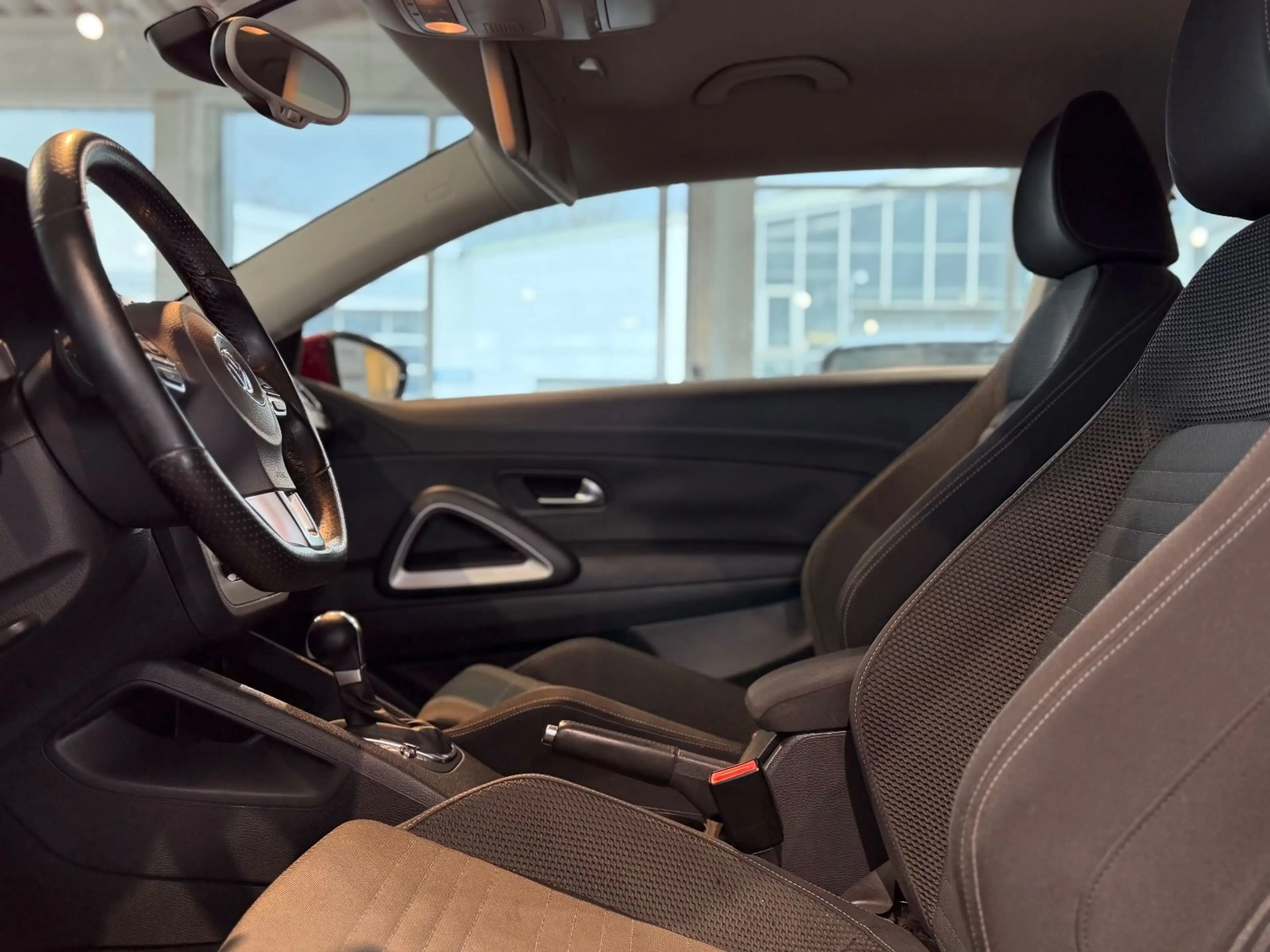 Volkswagen Scirocco 1.4 TSI 118 kW*AUTOMA.*TOUCH*PDC*SHZ* — photo 12