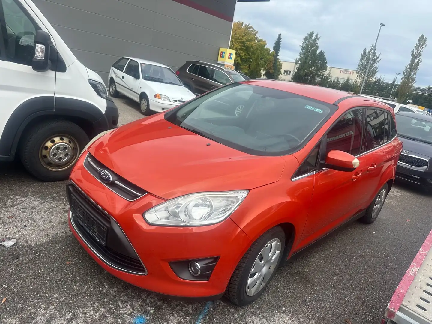 Ford Grand C-Max Grand C-MAX Champions Edition Rot - 2