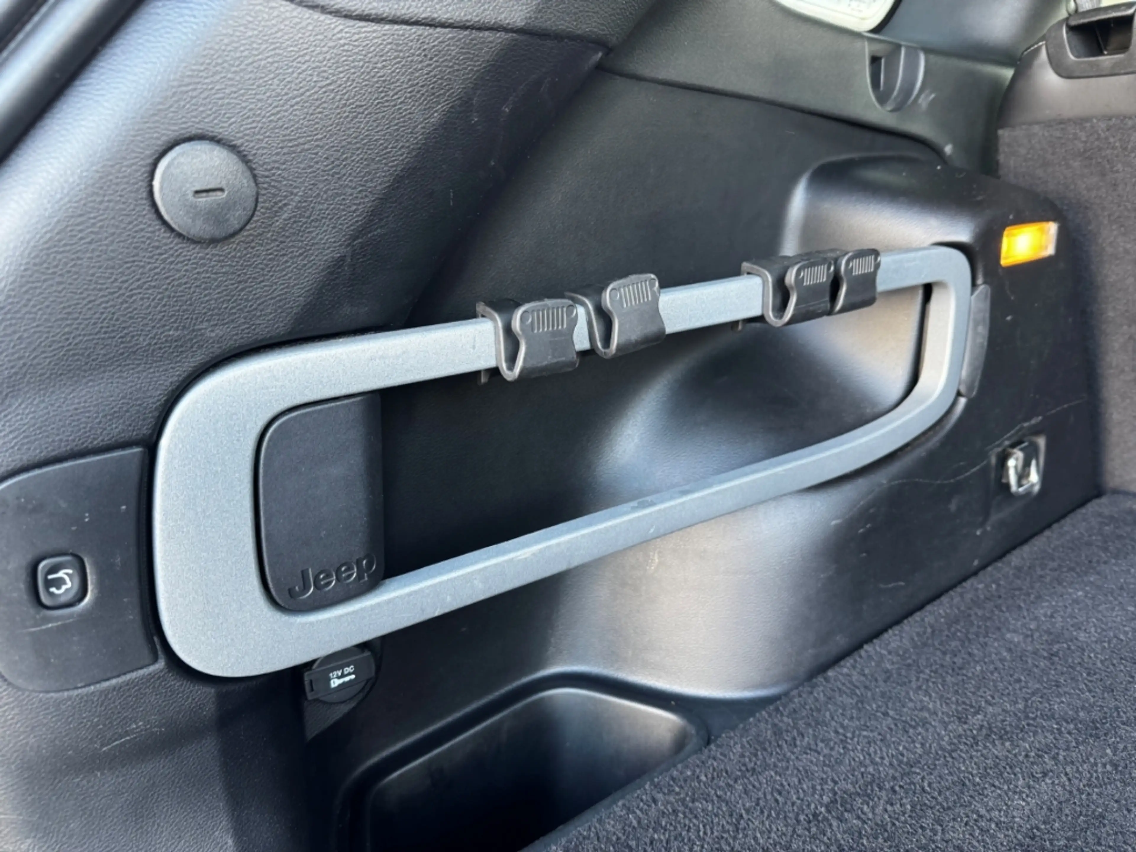 Jeep Cherokee Limited 4WD Niveau AHK Leder Memory Sitze Soundsys — photo 9
