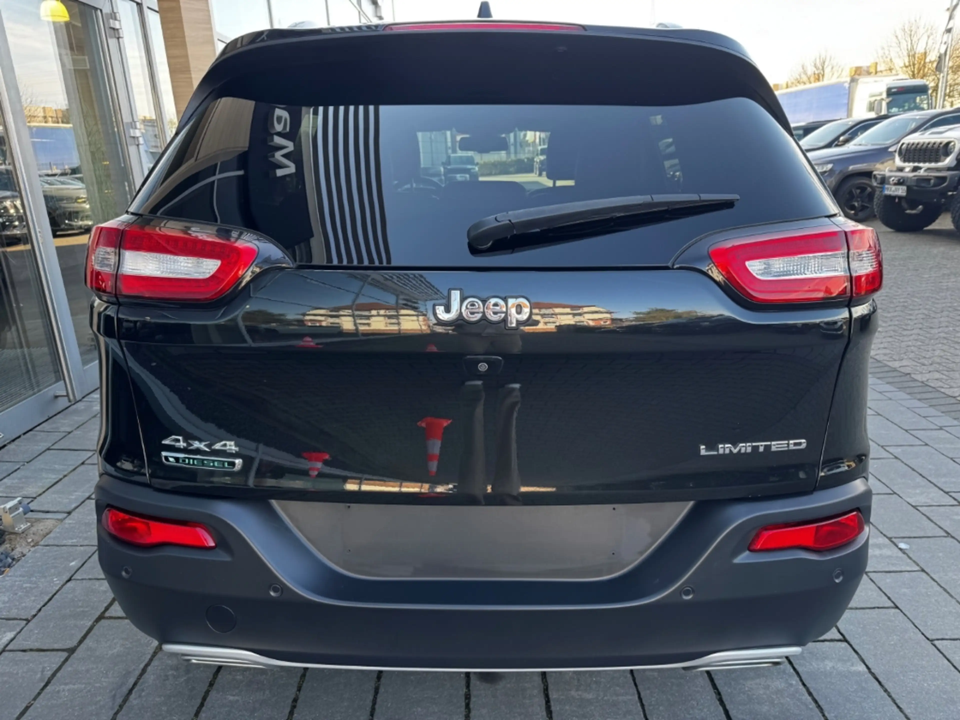 Jeep Cherokee Limited 4WD Niveau AHK Leder Memory Sitze Soundsys — photo 6