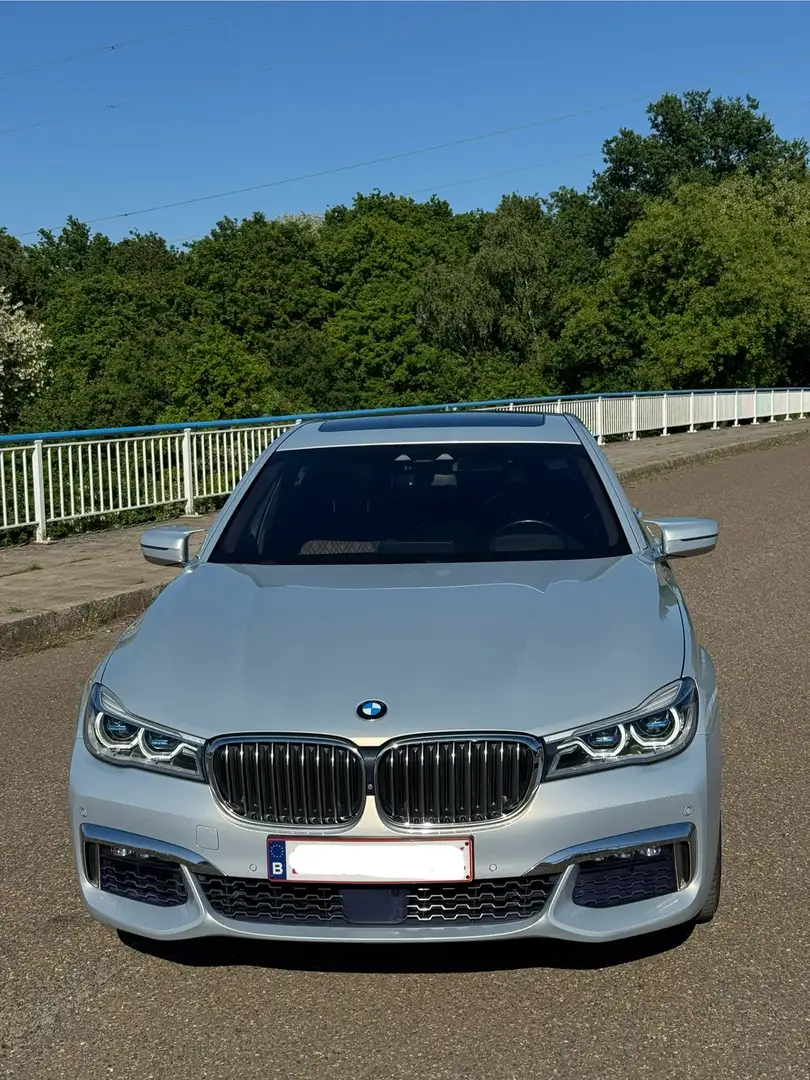 BMW 750 750d xDrive individual - 1