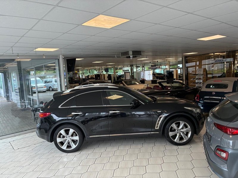 Infiniti FX FX30d S