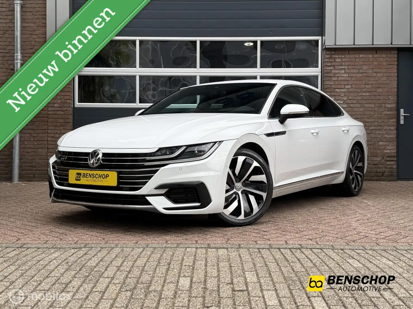 Volkswagen Arteon 2.0 TSI R-Line Alcantara Carplay Navi Camera ACC L Wit - 1