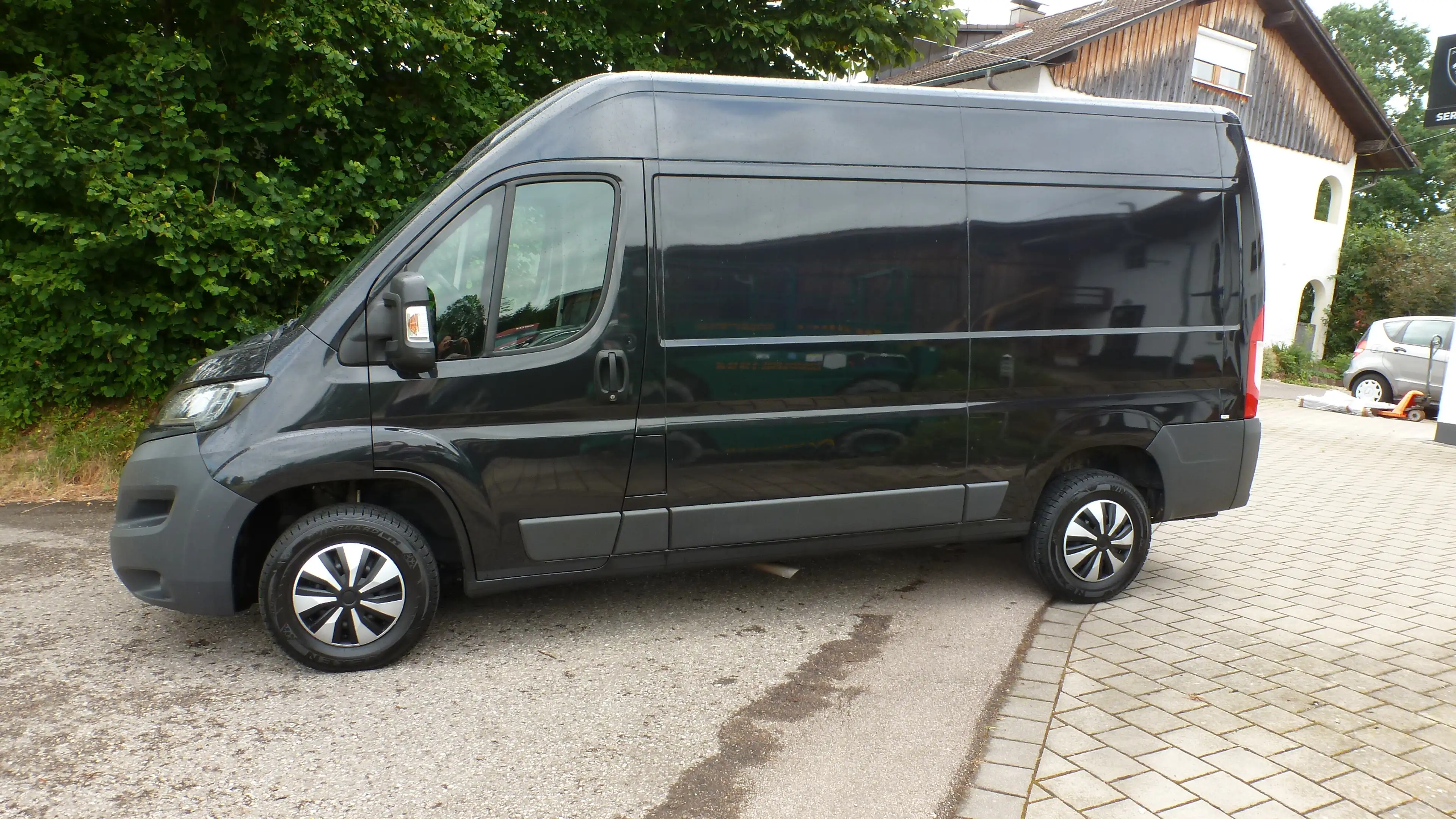 Peugeot Boxer Boxer HDi 333 L2H2 S&S Komfort Plus — photo 2