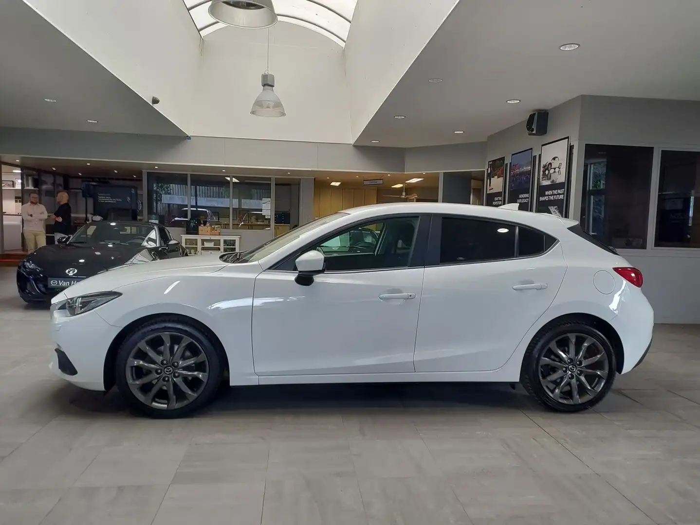 Mazda 3 2.0 SKYACTIV-G NAKAMA - 2