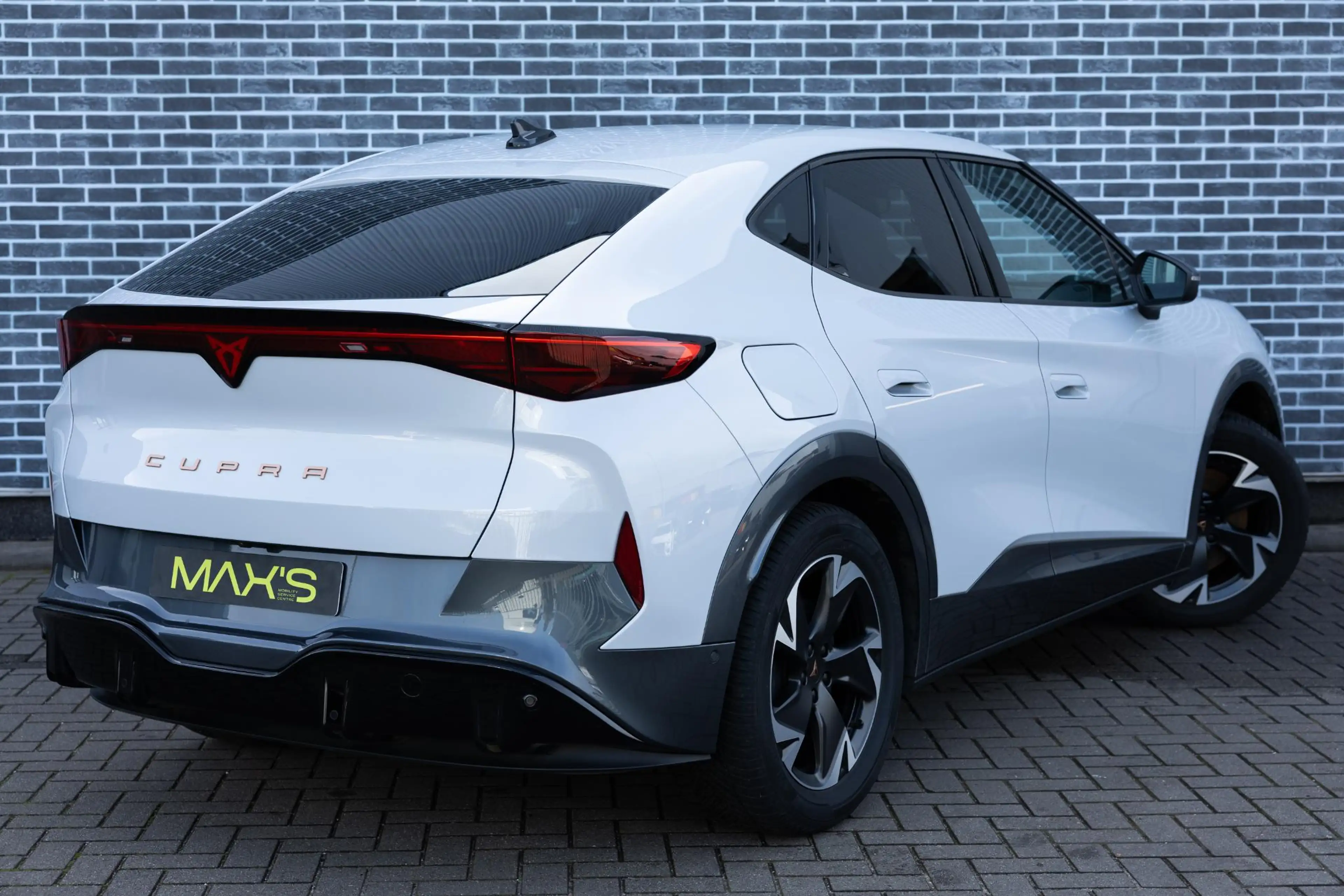 CUPRA Tavascan 82 kWh Endurance | Warmtepomp | Stoelverwarming | — photo 5
