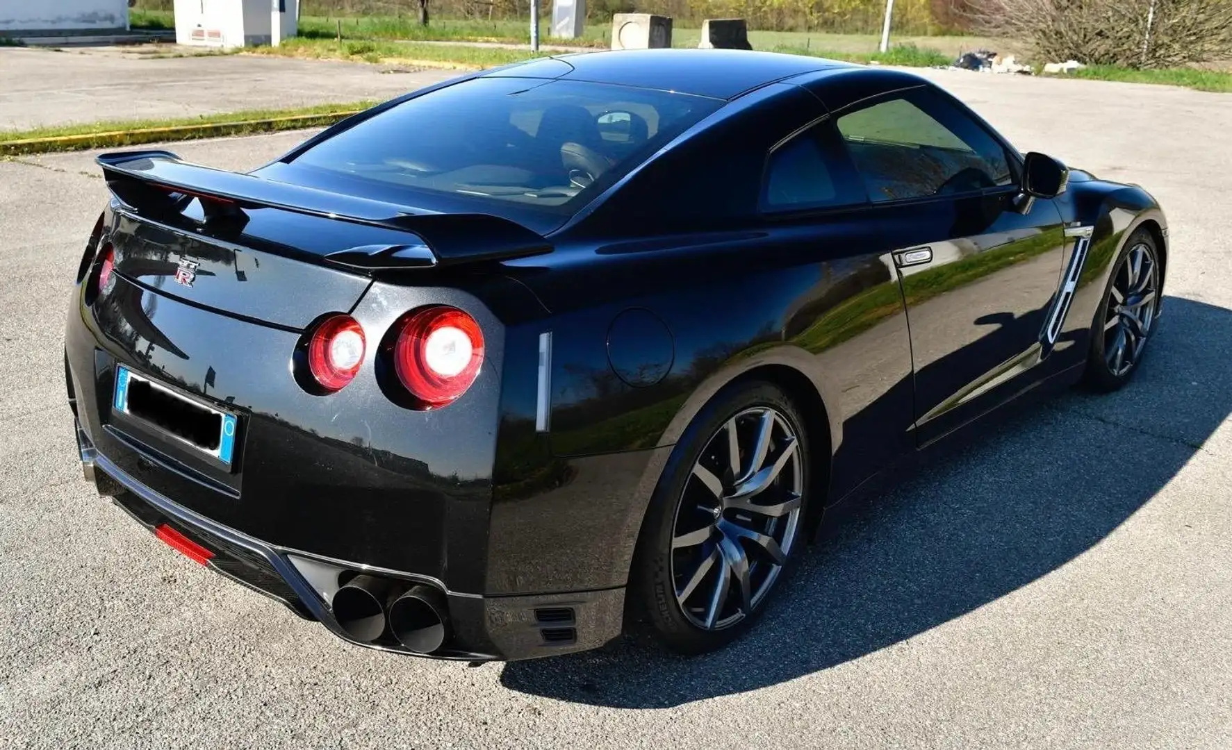 Nissan GT-R GT-R 3.8 V6 Black edition 550cv Czarny - 1