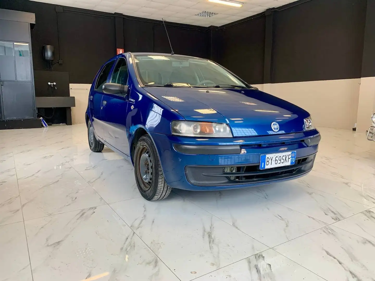 Fiat Punto Punto 5p 1.2 EL Blau - 1