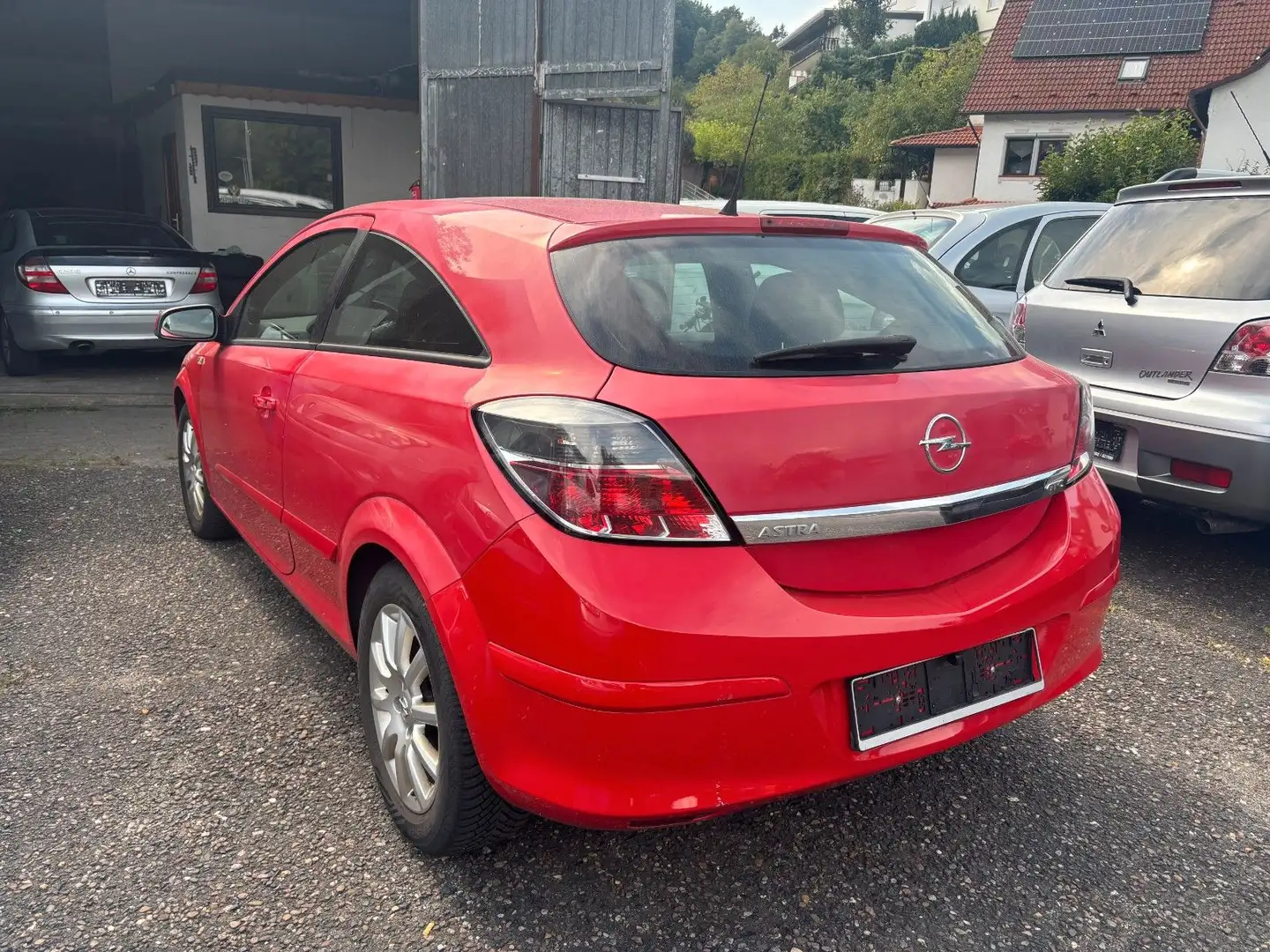 Opel Astra H GTC Edition Plus Rot - 2