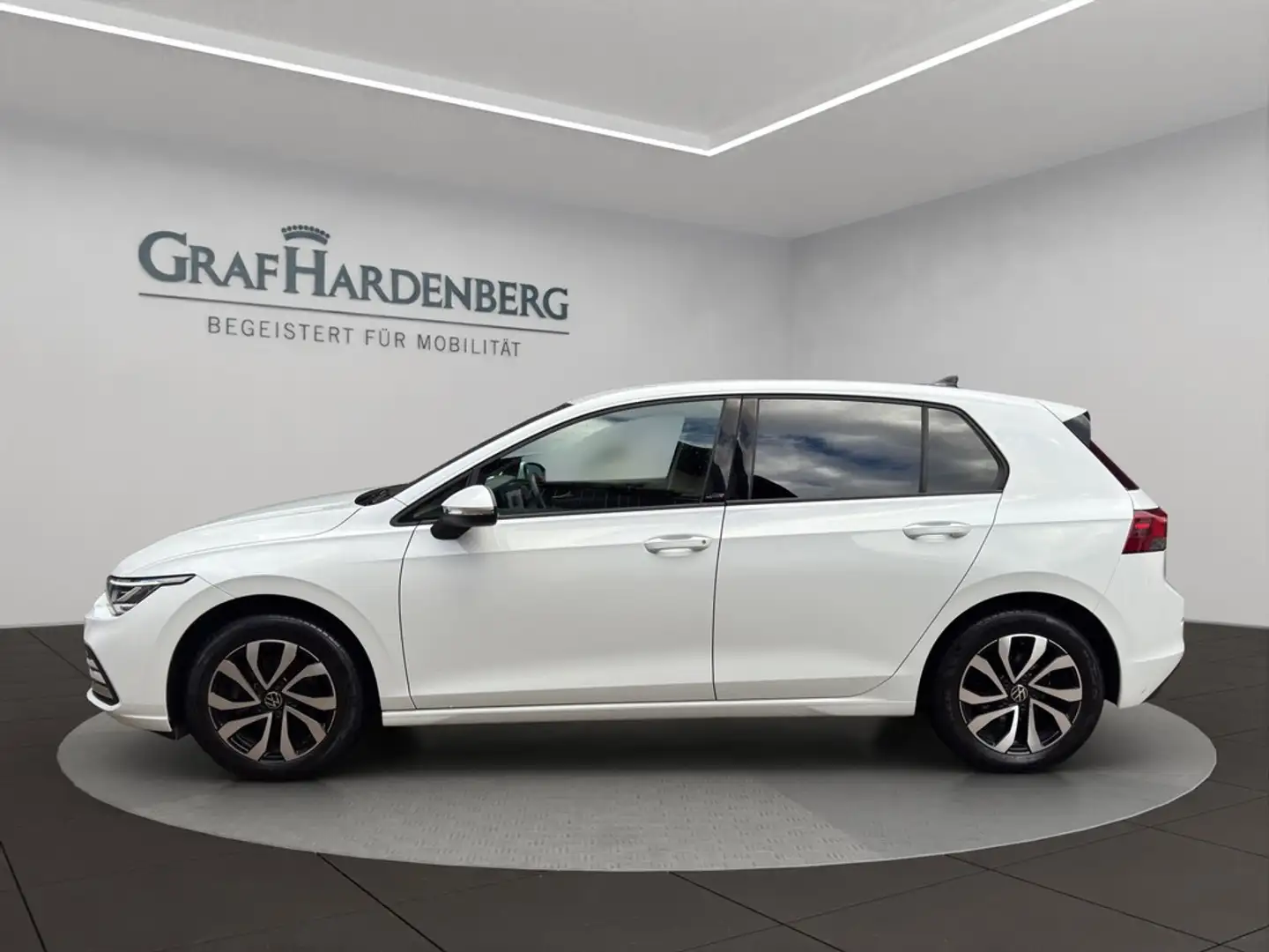 Volkswagen Golf 8 Active 1.0 TSI Navi Wit - 2