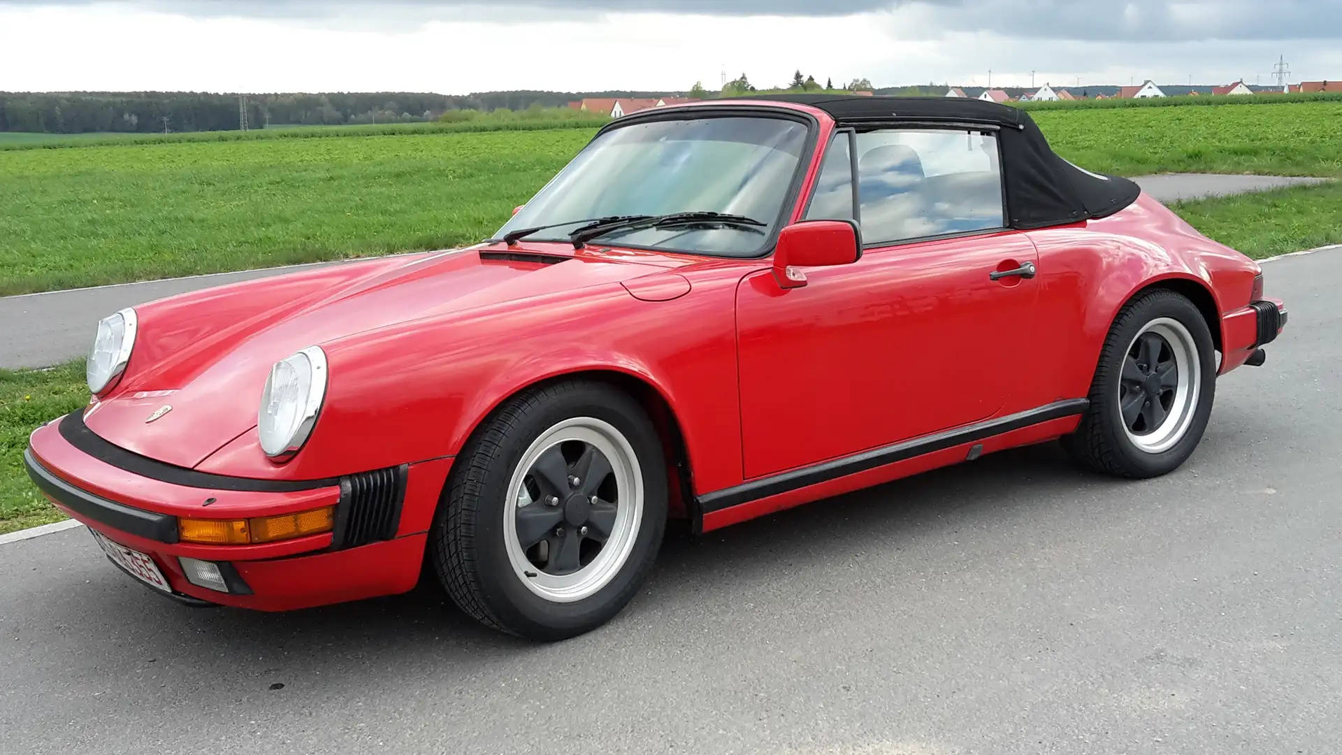 Porsche 911 911 Carrera Cabriolet Red - 1