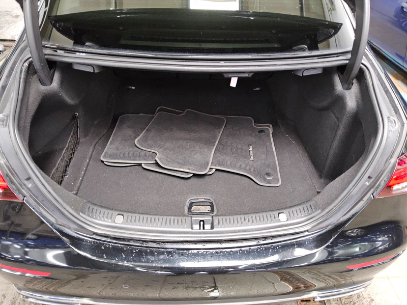 Mercedes-Benz E 200 d Exclusive Navi Widescreen RfK — photo 12