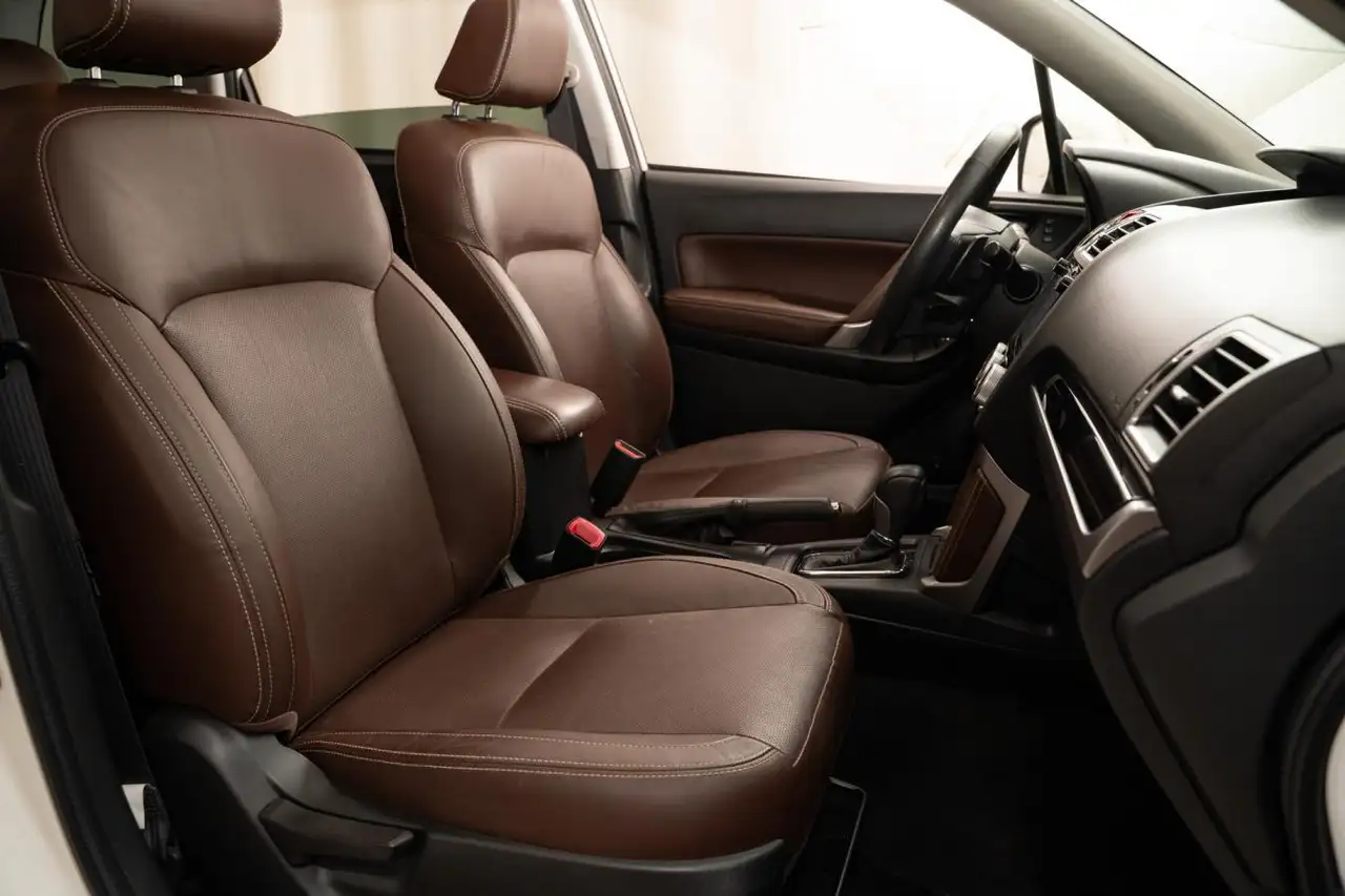 Subaru Forester photo Subaru Forester