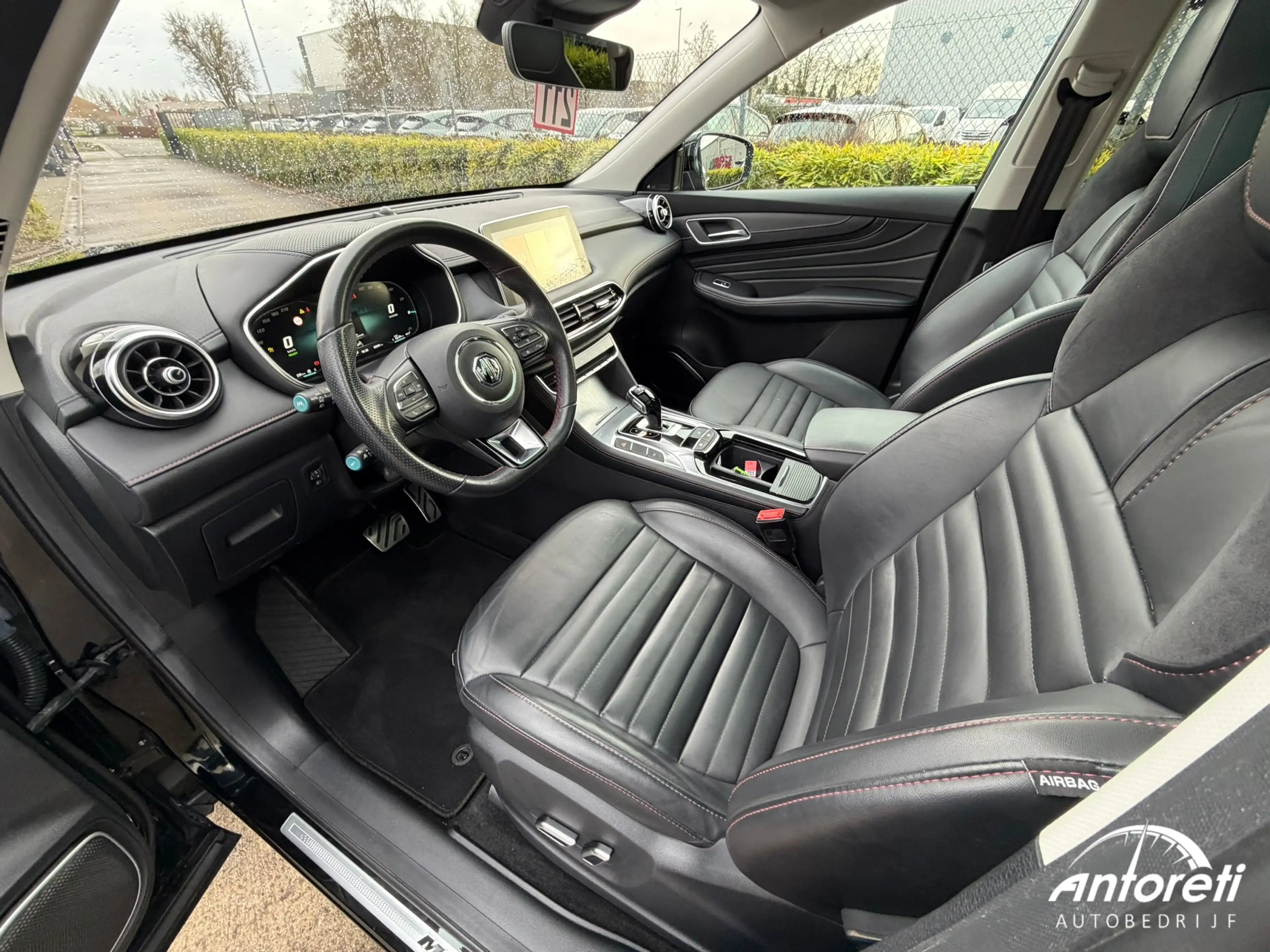 MG EHS PHEV Luxery FULL OPTION — photo 10