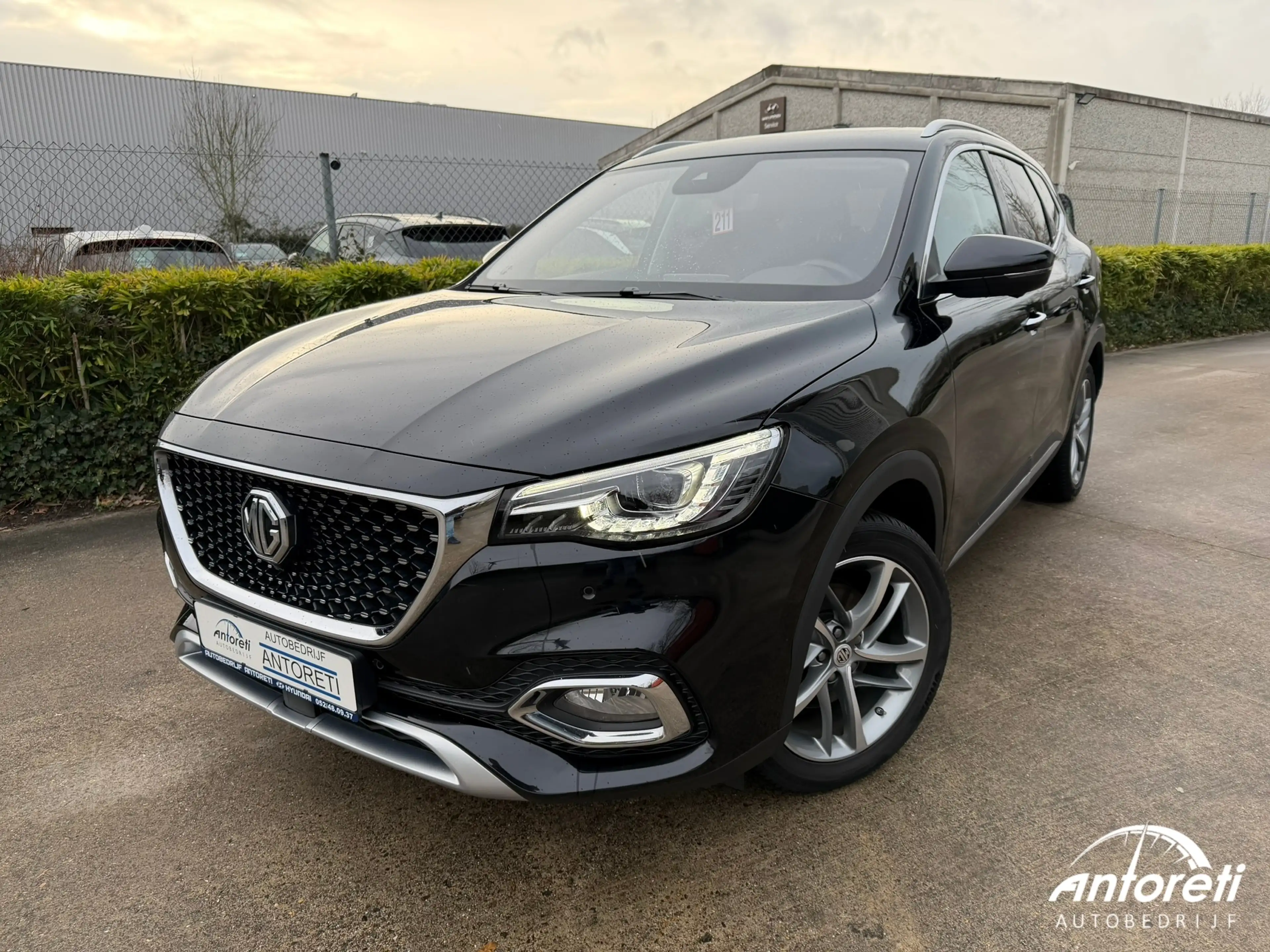 MG EHS PHEV Luxery FULL OPTION — photo 3