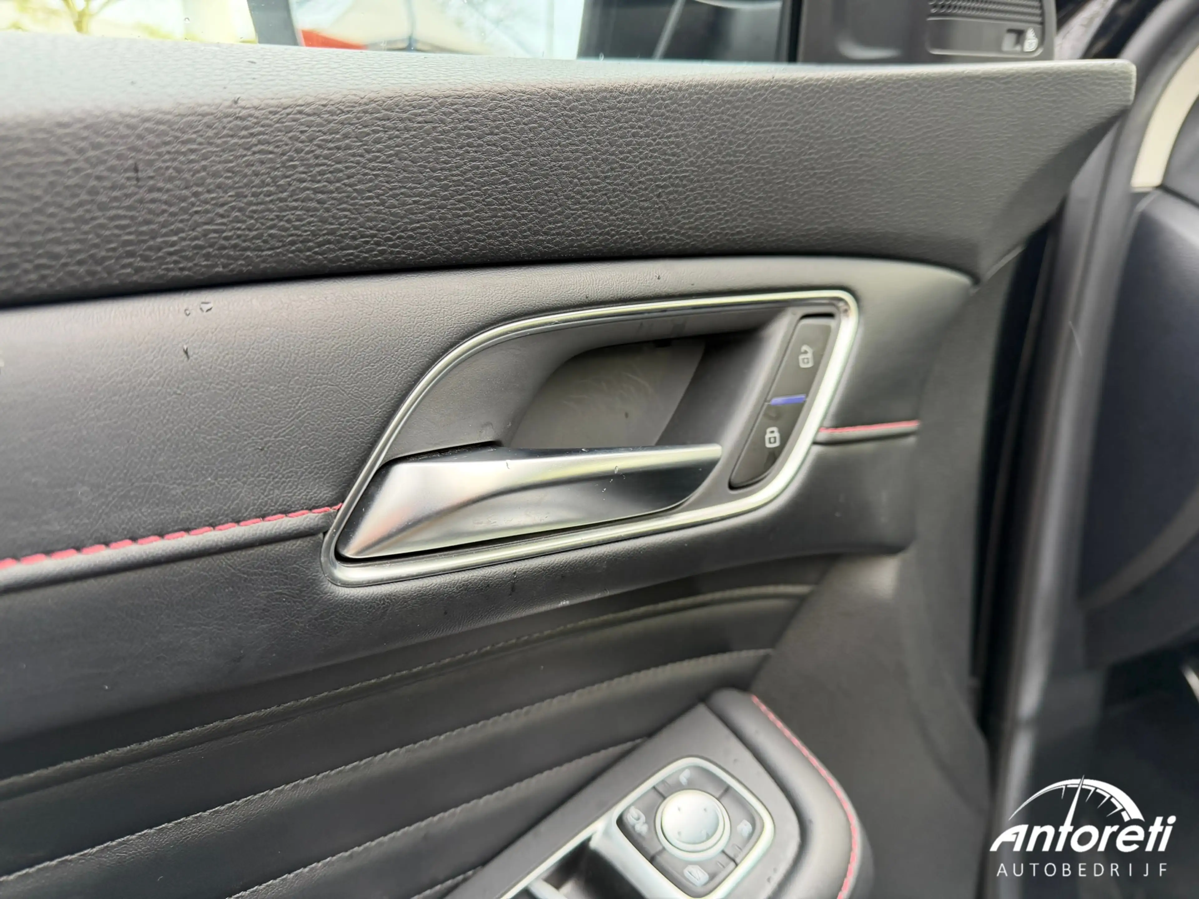 MG EHS PHEV Luxery FULL OPTION — photo 13