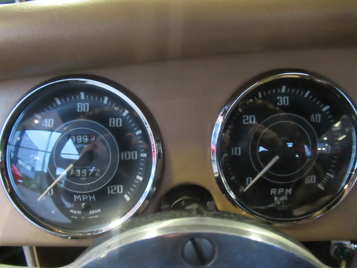 Triumph TR3 Vert - 2