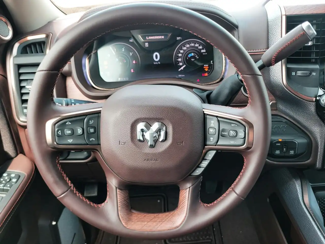 RAM 3500 снимка RAM 3500