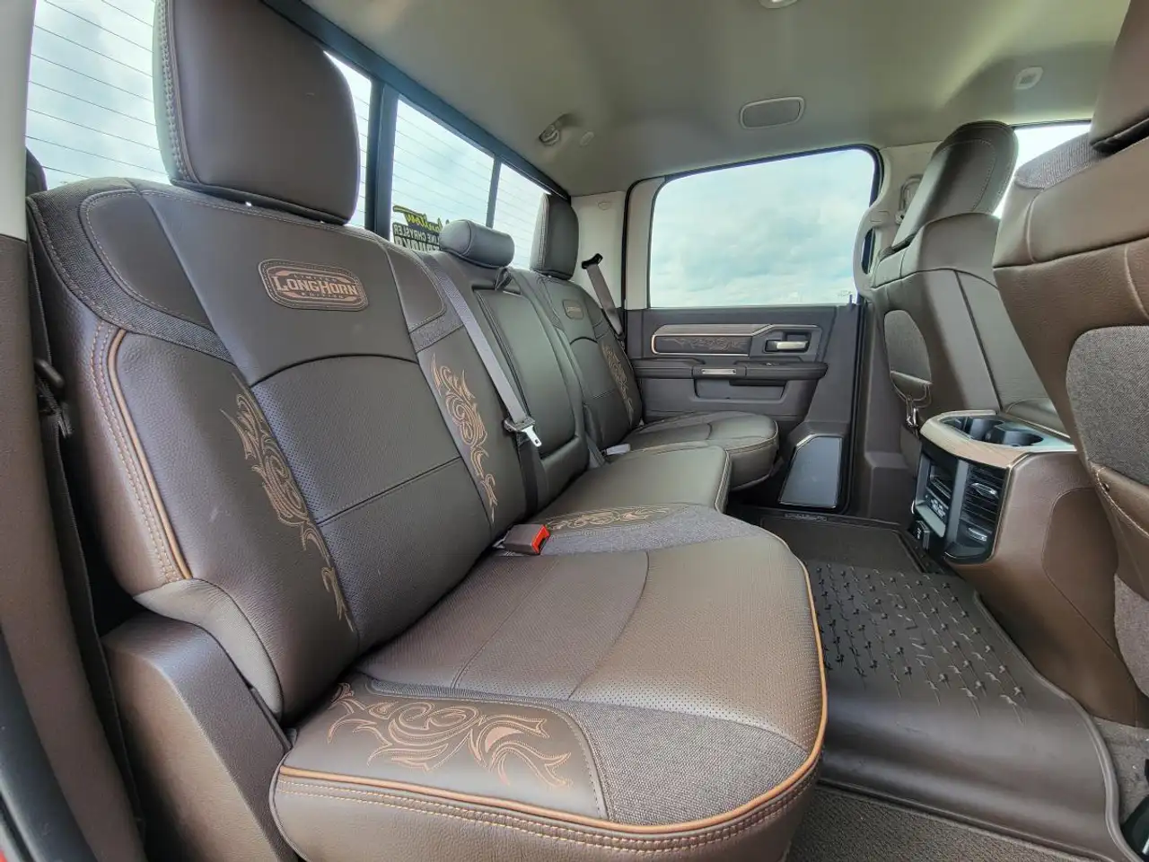 RAM 3500 снимка RAM 3500