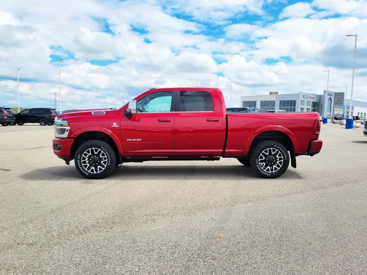 RAM 3500 снимка RAM 3500
