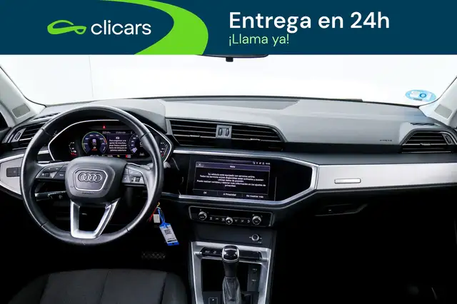 Audi Q3 view 13