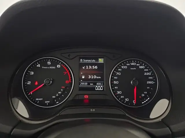 Audi Q2 view 15