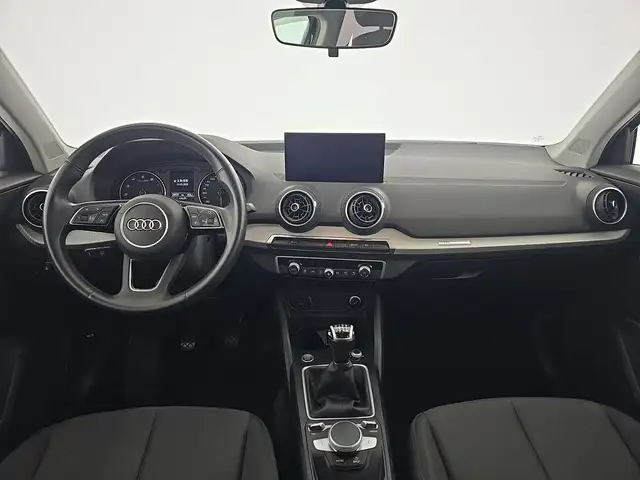 Audi Q2 view 11