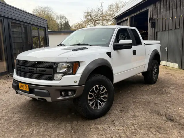 Ford F 150 RAPTOR 6.2 V8 411PK. **** Topstaat *****