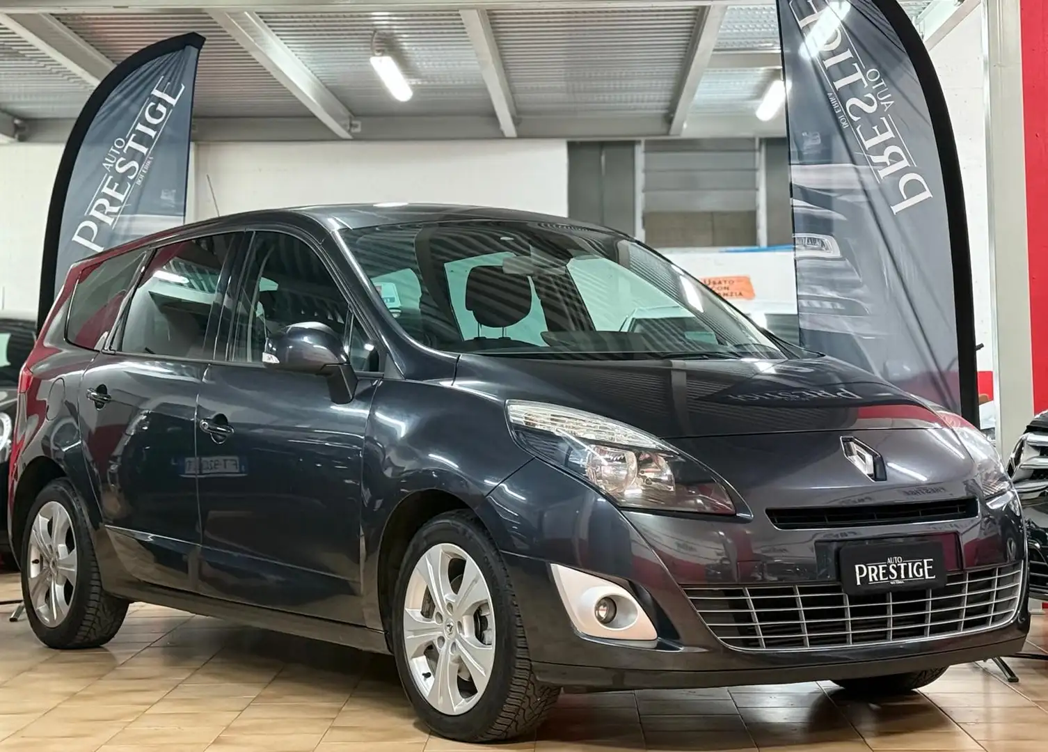 Renault Grand Scenic 1.5 dci Luxe Dynamique 7 Posti Schwarz - 1