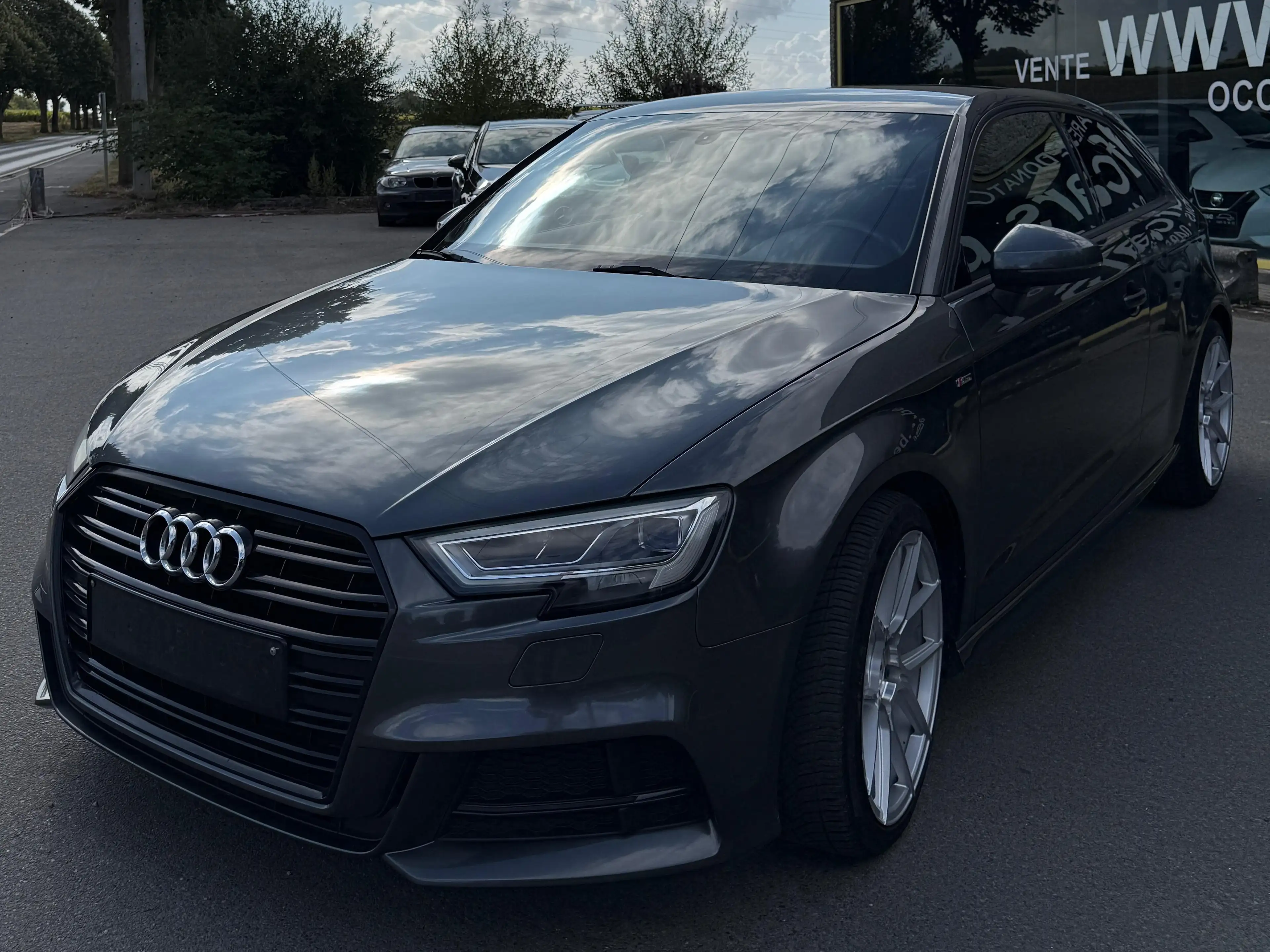 Audi A3 A3 1.6 TDi Ambition S line — photo 2