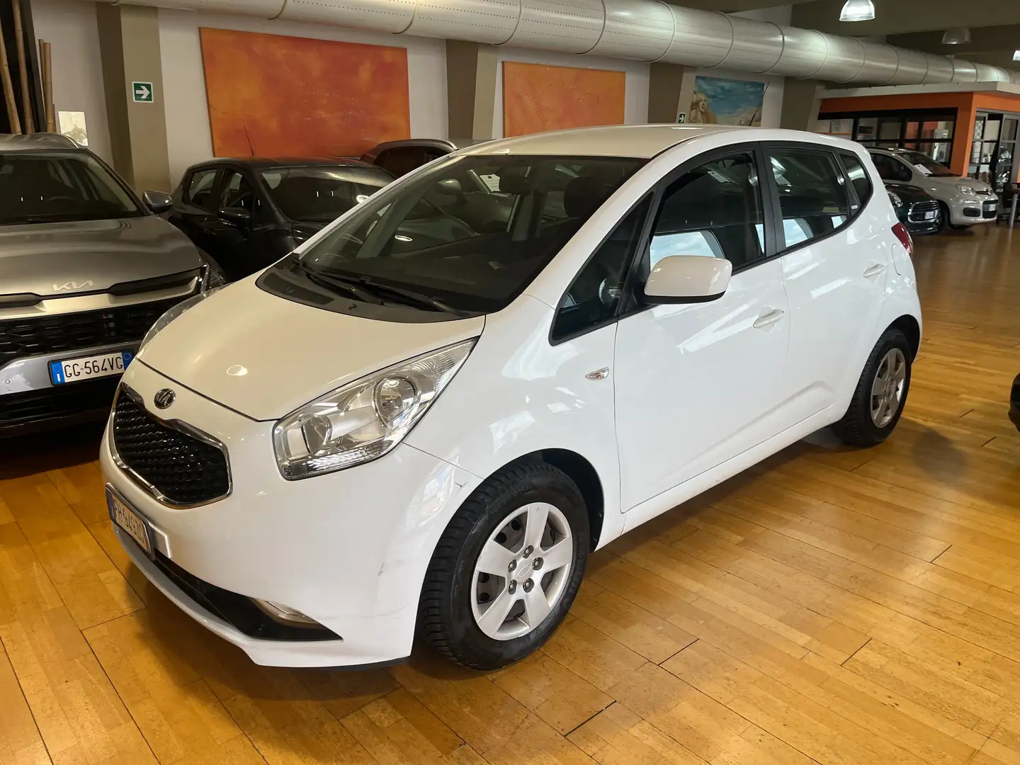 Kia Venga Venga 1.4 cvvt Active E6 Bianco - 1